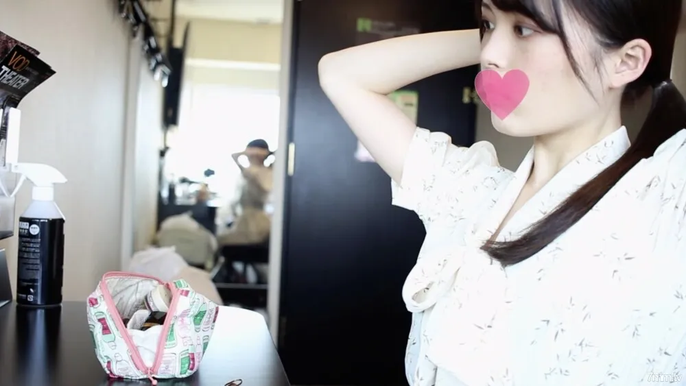 FC2-PPV-1401549 fc2-ppv 1401549 [Limited quantity 4980pt → 2480ot] Overwhelming beautiful girl Active JD Yuka with clear white skin and light pink developing child ◉ Body shape with an innocent smile and embarrassed daytime affair with purchase benefits