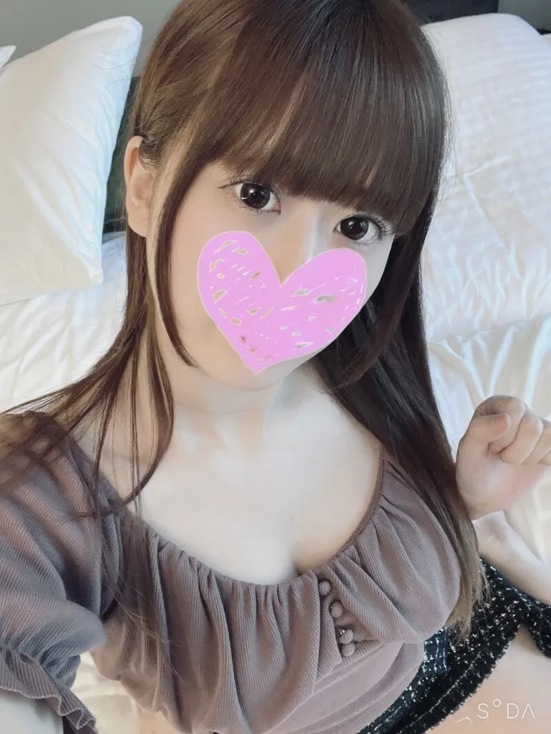 FC2-PPV-2360136 Personal shooting  Sex with a healing beauty nurse who is too dazzling with the finest G cup big breasts and rich raw creampie sex!! Nursery teacher: Yukari-chan  23 years old