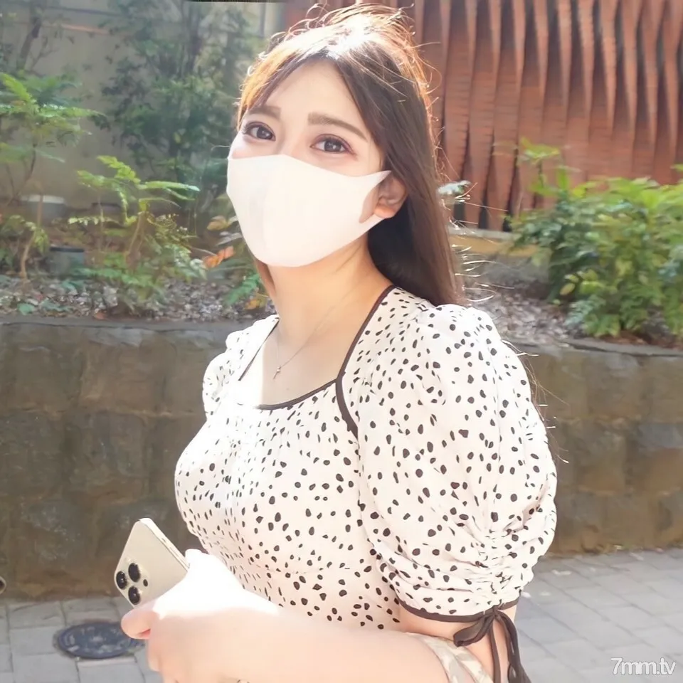 FC2-PPV-3069863 "None" "Complete Appearance" H Cup-chan and a fierce 110-minute story!  - The woman who asked me for directions happened to be a young H-cup female college student!  - Pretending To Be A Professional Cameraman And Promising To Delete The Video, I Got A Creampie Twice