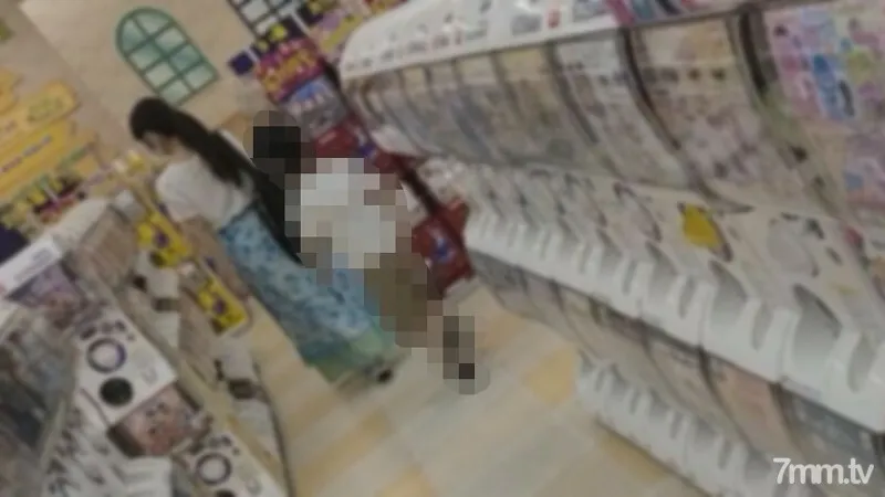 FC2-PPV-3077049 [Individual] Taking time with children and collecting interest.  - A petite wife was being fucked by a stranger's stick while suppressing her voice.