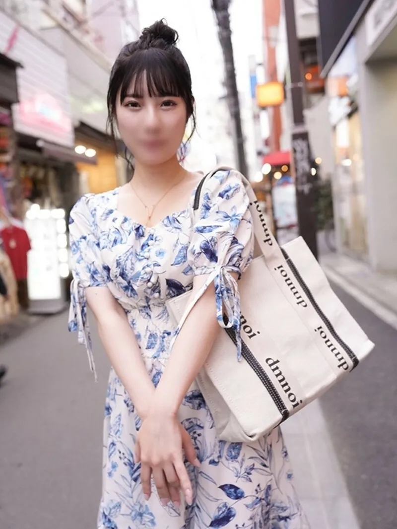 FC2-PPV-4577717 ※Limited quantity for the first time※ Individual shooting / Creampie  Extreme "Squirting" ** College student ★ Hina-chan, 20 years old ★ Click here to see the moment when the "plug" of her pussy comes out