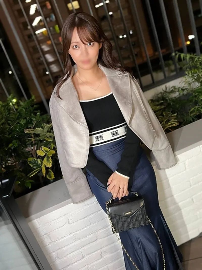 FC2-PPV-4689235 ⚠A serious case⚠ I met a beautiful 30-year-old wife on an app and had raw sex with her, 30 years old, screaming and sweating while cumming inside her. "Sakura-san"