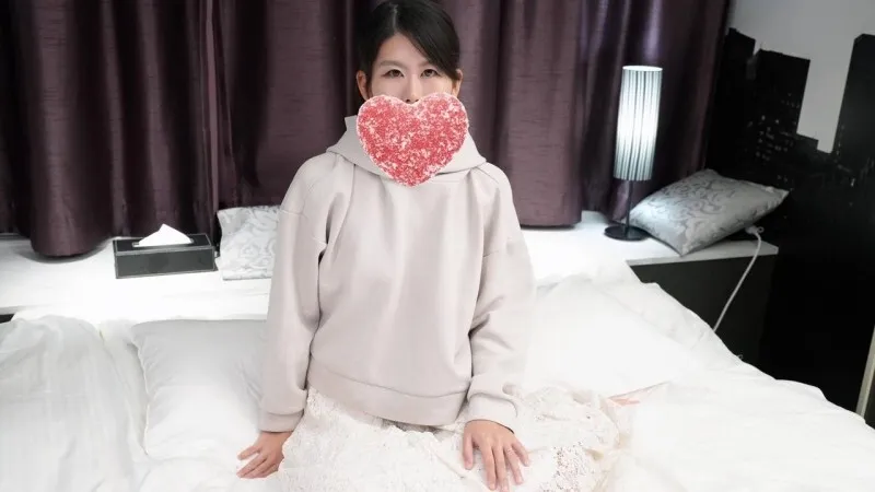 FC2-PPV-4786584 High-quality bonus, face revealed, uncensored  A pervert who loves to lick men makes his AV debut